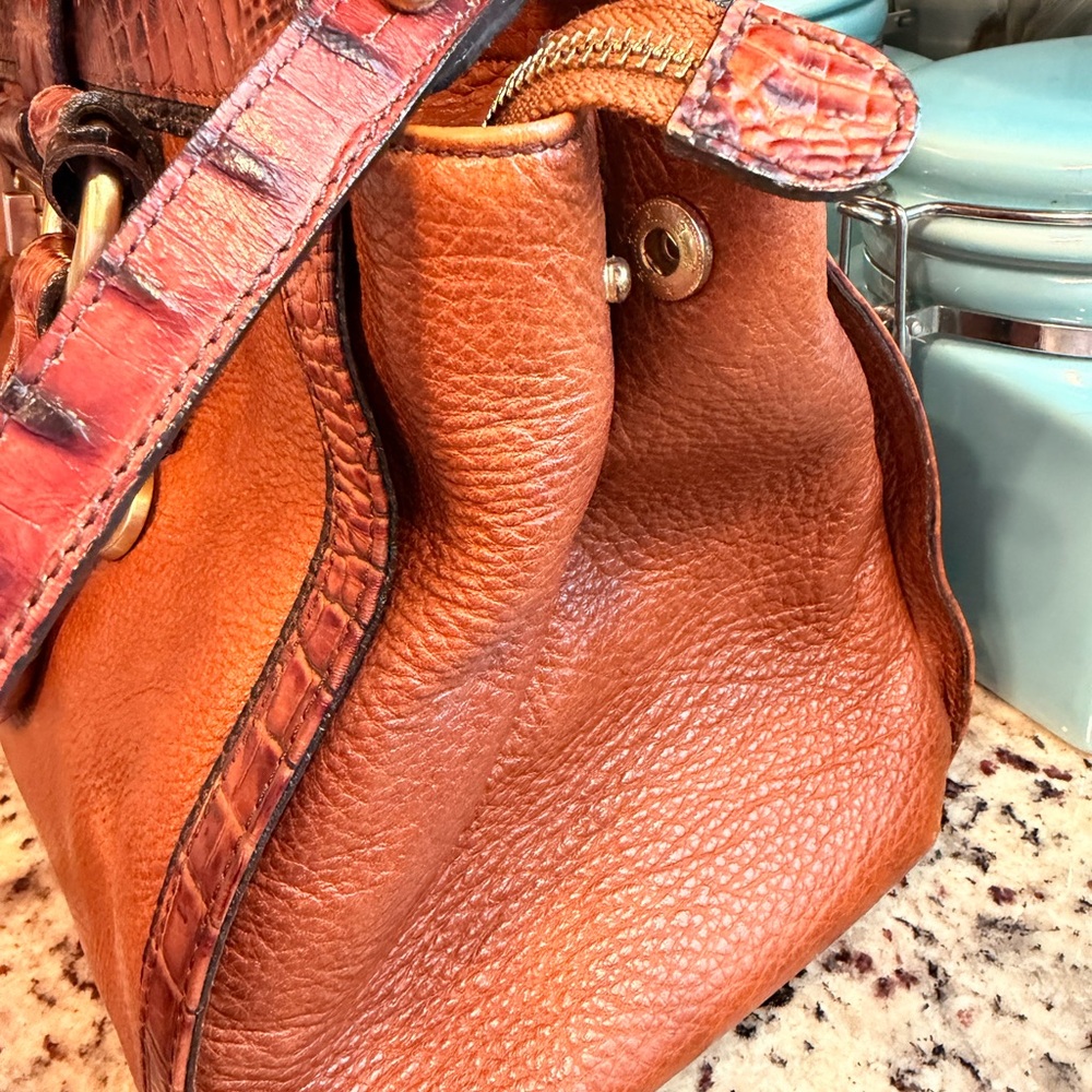 Brahmin Tan and Croc-Trim Leather Satchel with Gold Hardware/ Crossbody Strap - Picture 4 of 9
